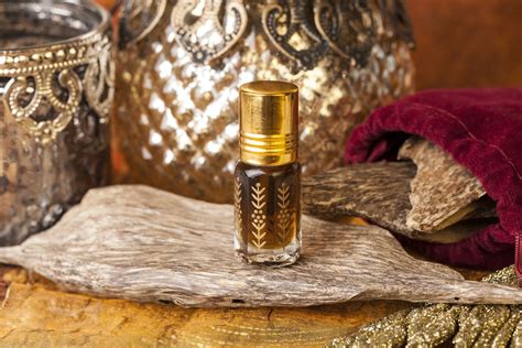 what is an oud perfume